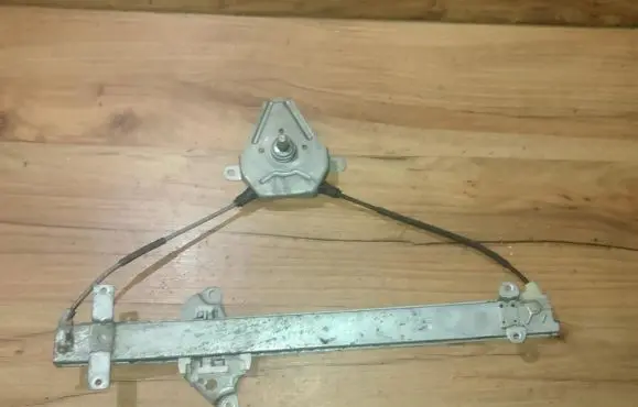 Sliding door window regulator with motor