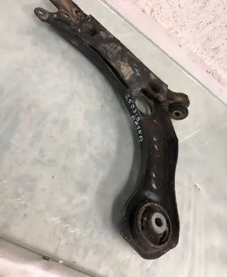 Seat Arona Front lower control arm/wishbone