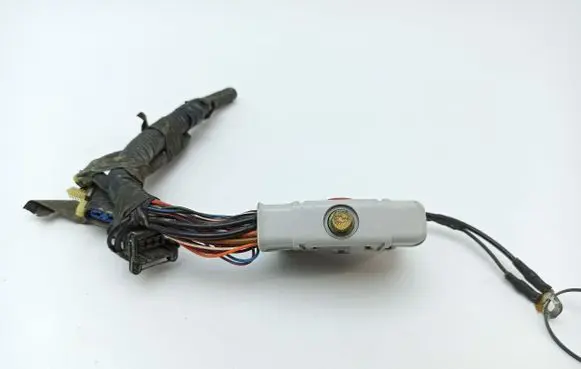 Jaguar XJ X300 ABS module connector plug LST8352AA 9448274