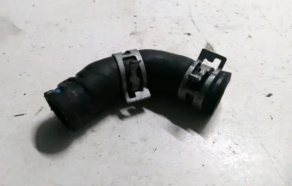 Toyota Land Cruiser (J150) Engine coolant pipe/hose