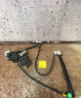 Volkswagen Sharan Rear door window regulator with motor 7M0959811A 113767101