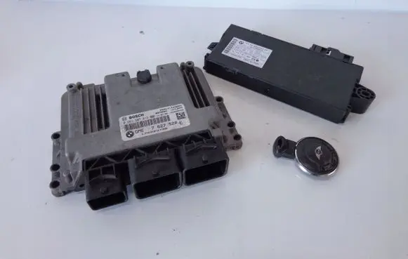 Mini One - Cooper Coupe R56 Engine ECU kit and lock set 7595840