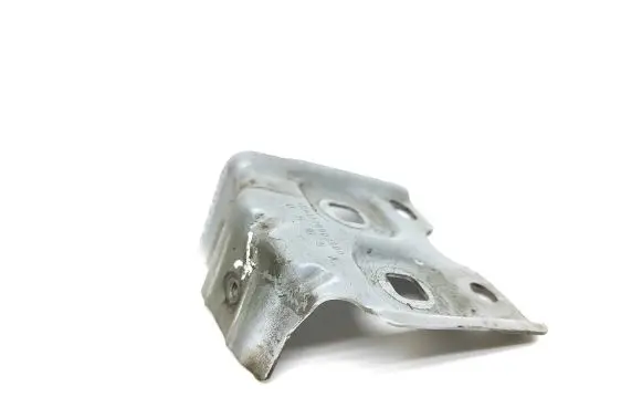 Fender mounting bracket