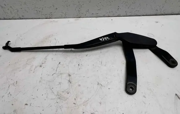 Mercedes-Benz E W212 Front wiper blade arm A2128200944