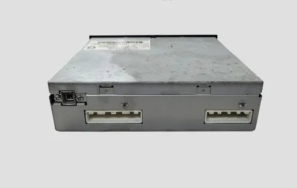 Nissan Murano Z50 Navigation unit CD/DVD player 25915ES60C 70902616 CCU3331G