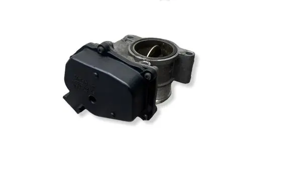 Volkswagen PASSAT B7 Throttle valve 03L128063Q