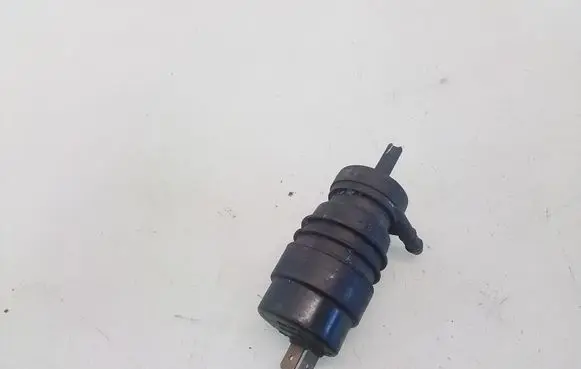 Volkswagen II LT Windscreen/windshield washer pump