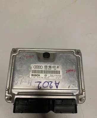 Audi A4 S4 B6 8E 8H Engine control unit/module 038906019JQ 0281011142 1039S00655