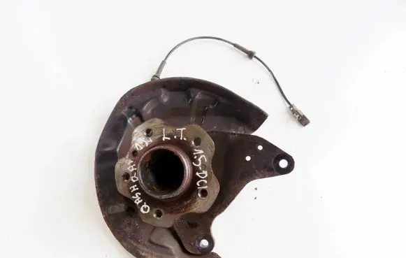 Nissan Qashqai Rear wheel hub
