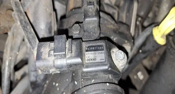 Peugeot 407 Air pressure sensor 9639027480 0798005601