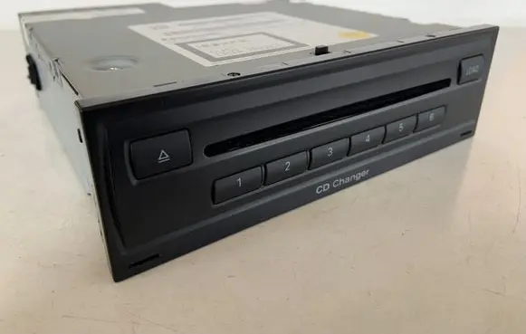 Audi A7 S7 4G CD/DVD changer 8X0035110B 8X0035110