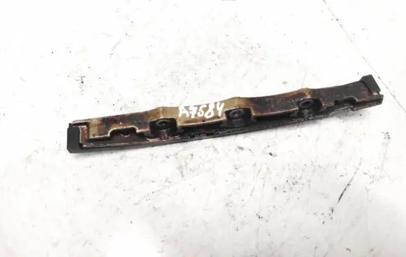 Nissan Murano Z50 Slide rail for timing chain 