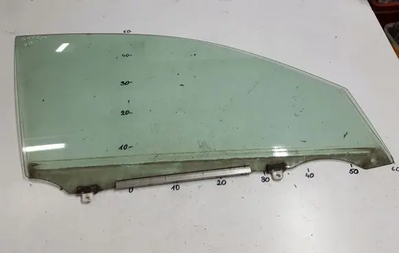 Toyota RAV 4 (XA30) Sliding door window/glass 