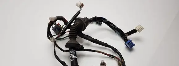 Toyota Corolla E120 E130 Front door wiring loom 8215102730