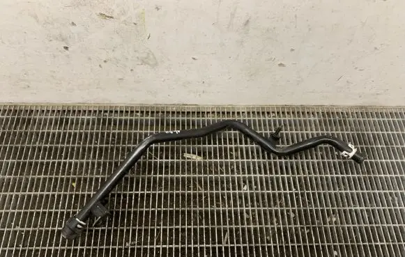 Ford Mustang VI Engine coolant pipe/hose GR3318K582AA