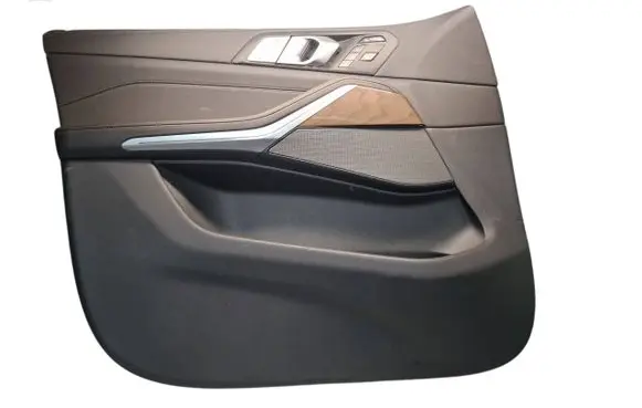 BMW X7 G07 Front door card panel trim 106034184C