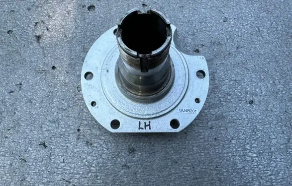 Nissan Patrol Y61 Front wheel hub spindle knuckle 40011VB200
