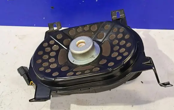 Jaguar XE Subwoofer speaker GX7318808AC