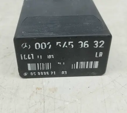 Mercedes-Benz E W124 Other relay 0075459632 A0075459632