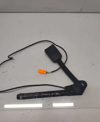 Ford Focus Front seatbelt buckle T4X9A 020589