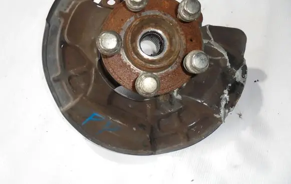 Volvo XC90 Front wheel hub spindle knuckle
