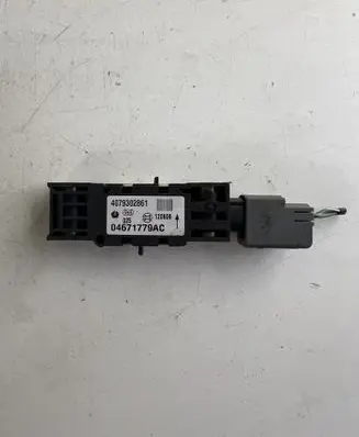 Jeep Grand Cherokee (WK) Airbag deployment crash/impact sensor 04671779AC
