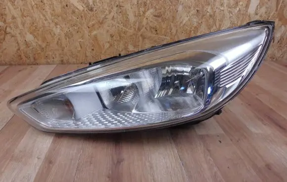Ford Focus Headlight/headlamp F1EB13W030AD