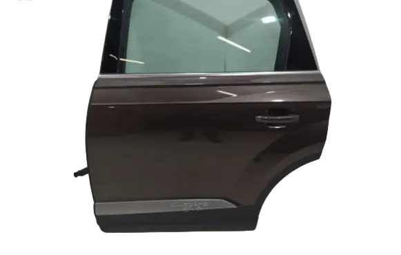 Audi Q7 4M Rear door LY8S DRZ023