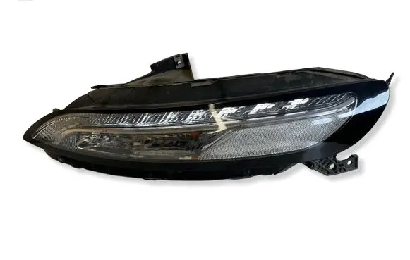 Jeep Cherokee Headlight/headlamp 68157105AQ