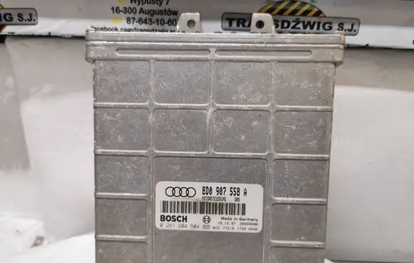 Audi A4 S4 B5 8D Engine control unit/module 8D0907558A 26SA5086 0261204504