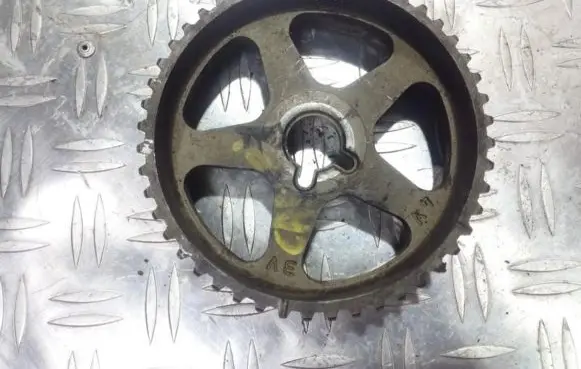 Toyota Camry Camshaft pulley/ VANOS 