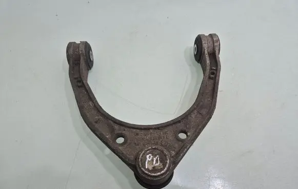 Volkswagen Touareg I Front upper control arm/wishbone 