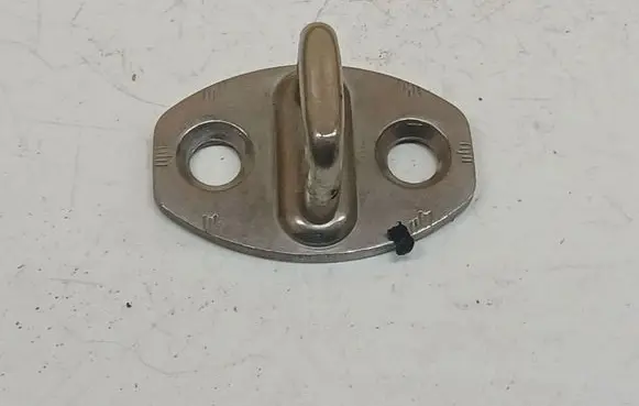 Audi A6 S6 C5 4B Rear door lock loop/hook striker 3B0837033P