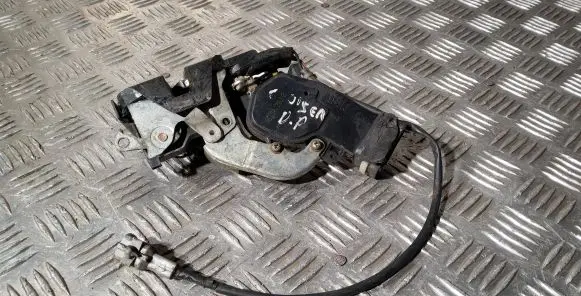 Toyota Land Cruiser (HDJ90) Front door lock 960428J2
