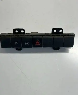 Dodge Nitro Electric window control switch P04602547AG 41581A 033800301