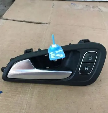 Ford Focus Front door interior handle