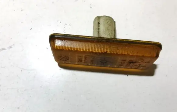 Lancia Thema Front fender indicator light saeap2