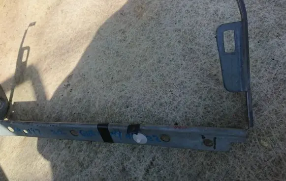 Jaguar XJ X300 Glove box frame 