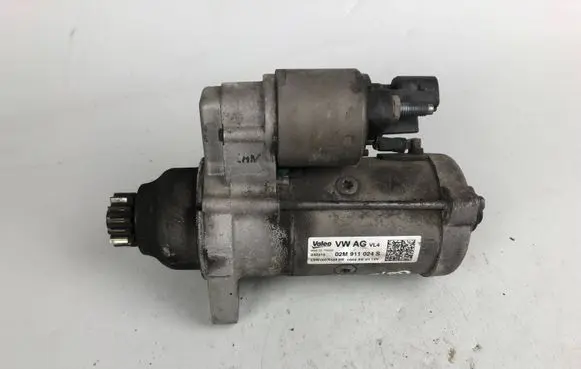Volkswagen PASSAT B8 Starter motor 02M911024S
