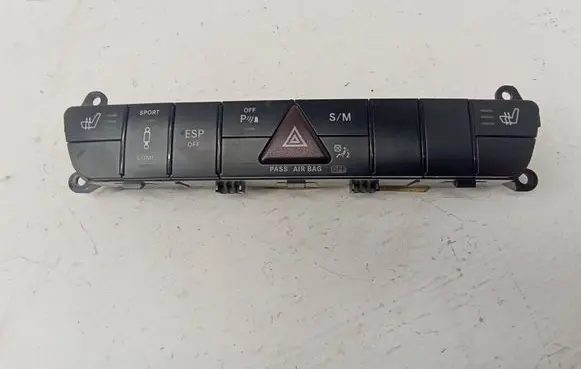 Mercedes-Benz GL X164 Hazard light switch A1648700551