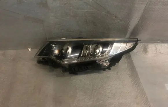 KIA Optima Headlight/headlamp