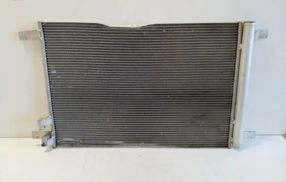 A/C cooling radiator (condenser)