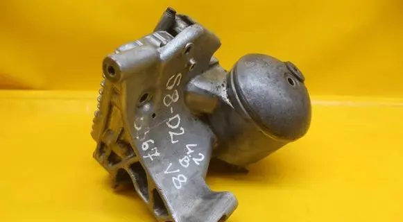 Audi A8 S8 D2 4D Oil filter mounting bracket 077115401B 077115561F