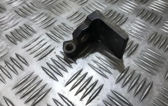 Audi A4 S4 B5 8D Rear door lower hinge 8d0833402