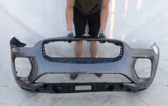 Jaguar E-Pace Front bumper 19C317F0031