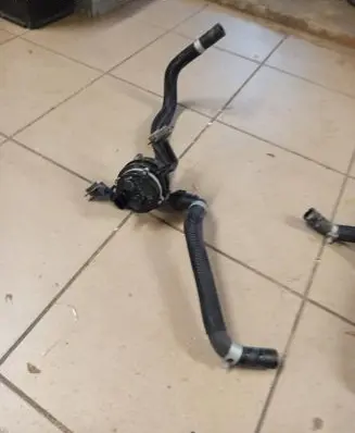 KIA Niro Water pump 369002B200 20171208 PA66GF25