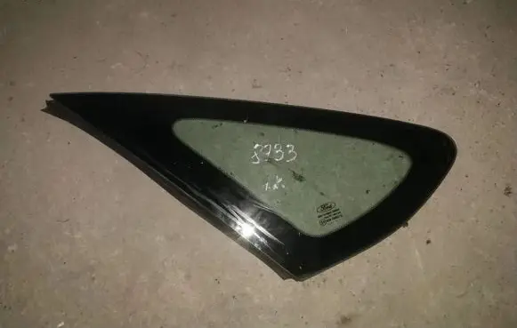 Ford Focus Rear side window