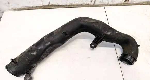 Volkswagen PASSAT B6 Intercooler hose/pipe 1K0129654K