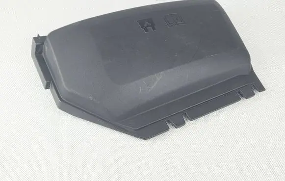 Ford Mondeo Mk III Fuse box cover 6G9T-14A076-AE