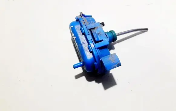 Audi A6 S6 C4 4A Central locking vacuum pump 4a0862153a